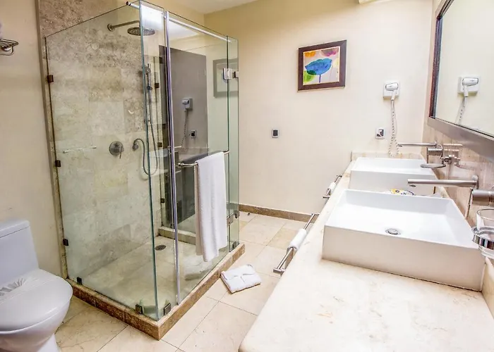 Ocean Front Ph 3 Bedrooms High Floor At El Faro By Dpm * Playa del Carmen