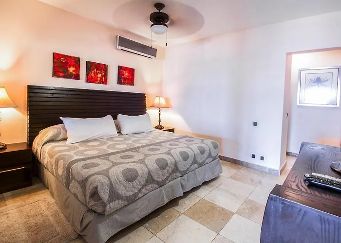 Ocean Front Ph 3 Bedrooms High Floor At El Faro By Dpm Apartment